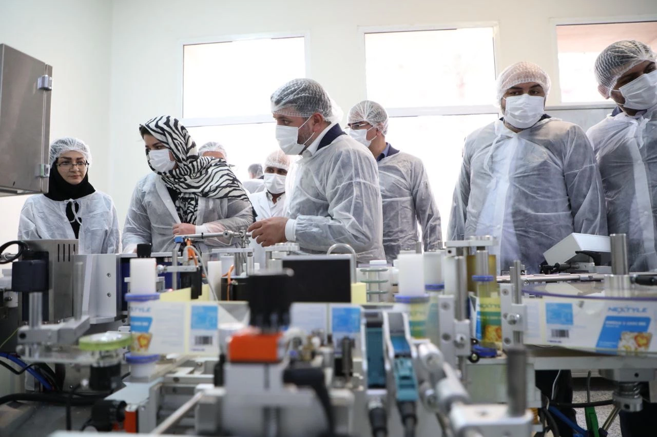 بازدید از داروسازی کارن